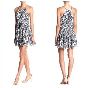 ✅ CINQ À SEPT Lotus Floral Silk Sleeveless Mini Dress, Blue/white In Blue Multi